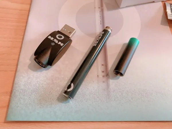 ドクターベイプのカートリッジ取り付け